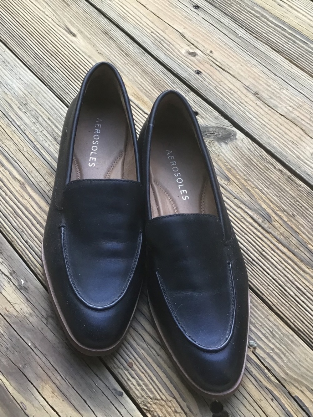 Aerosole black flats - 8.5 brand new =bought wrong size